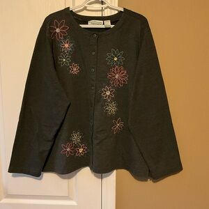Shenanigans Floral Embroidered Women's Tunic Size 2X long Sleeve.